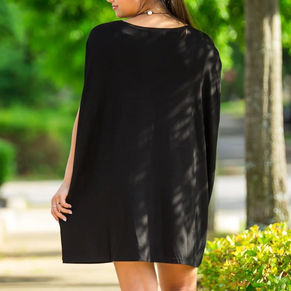 Piko Black Short Sleeve Swing Dress - Picture 5 of 5